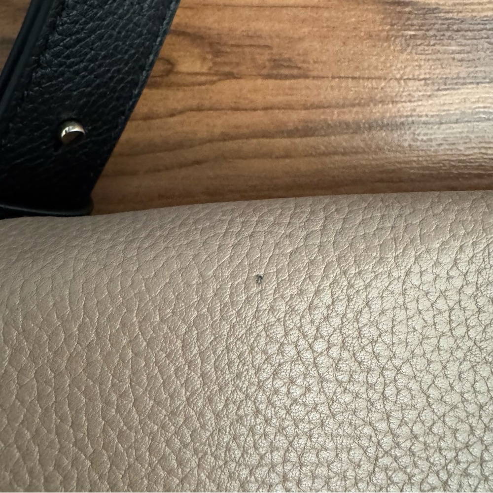 kate spade front flap crossbody bag - Picture 2 of 5